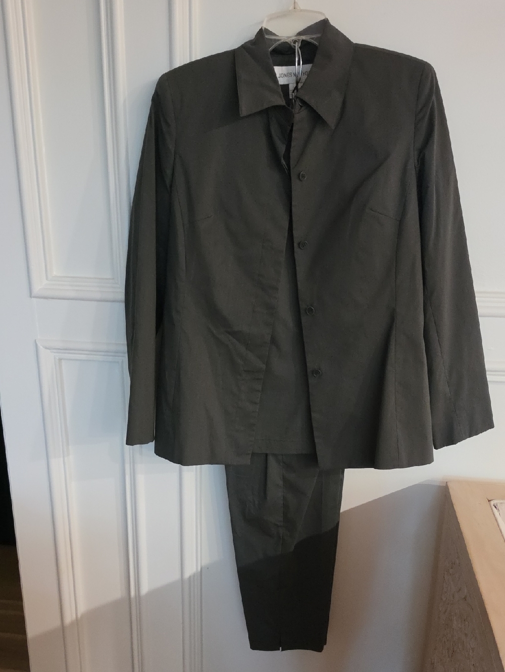 Jones New York Dark Gray Black Jacket, Skirt And Pants Set.